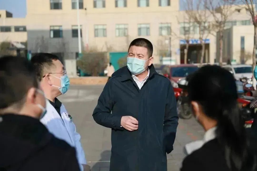 龍港區人大、區政府領導一行視察調研龍港國際醫療健康產業園(圖1)