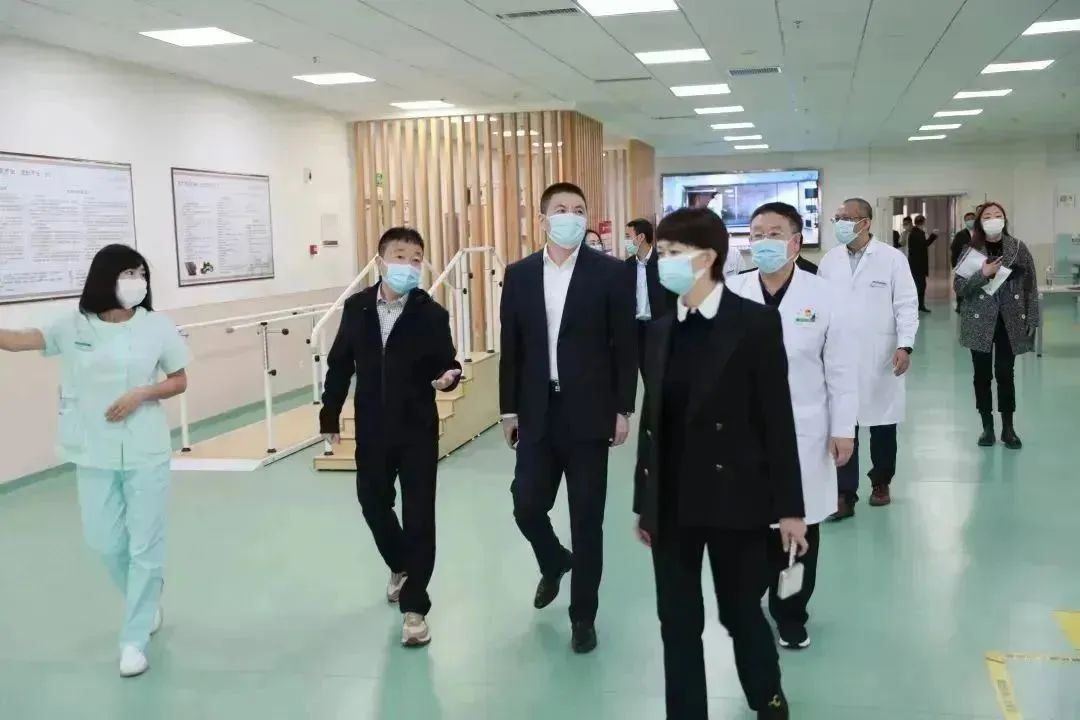 龍港區人大、區政府領導一行視察調研龍港國際醫療健康產業園(圖6)