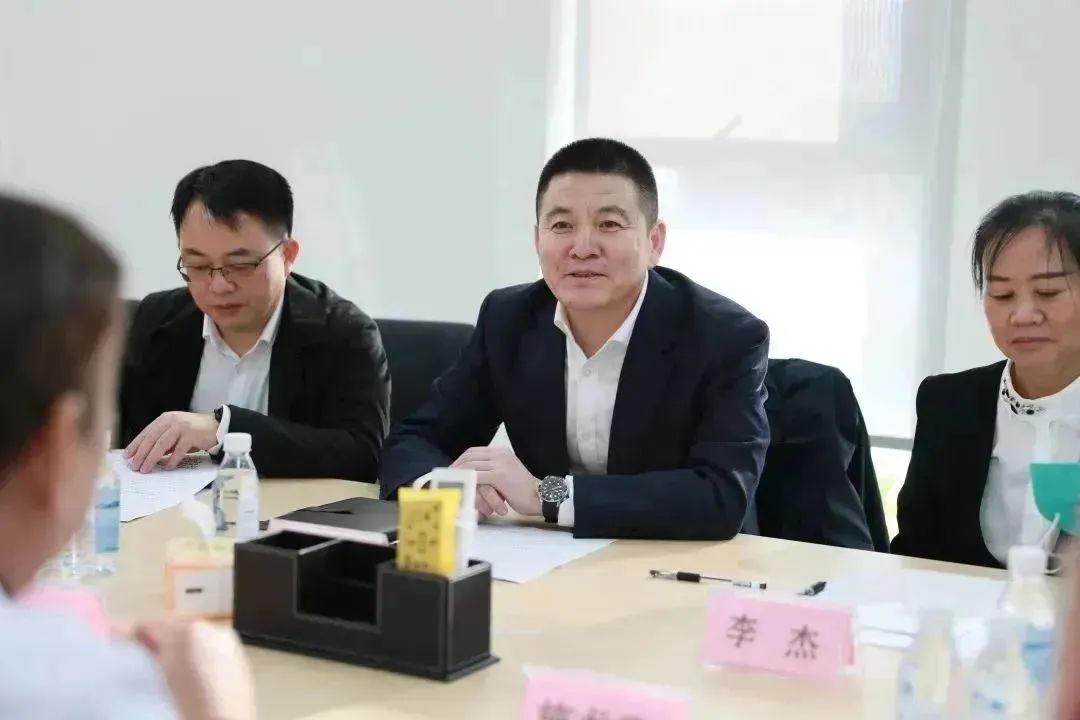 龍港區人大、區政府領導一行視察調研龍港國際醫療健康產業園(圖11)